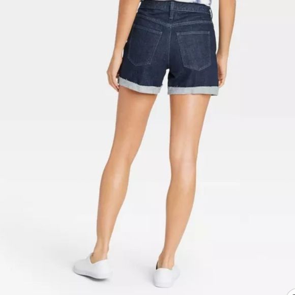 Universal Thread Women's High Rise Jean Shorts NWT - Picture 2 of 10